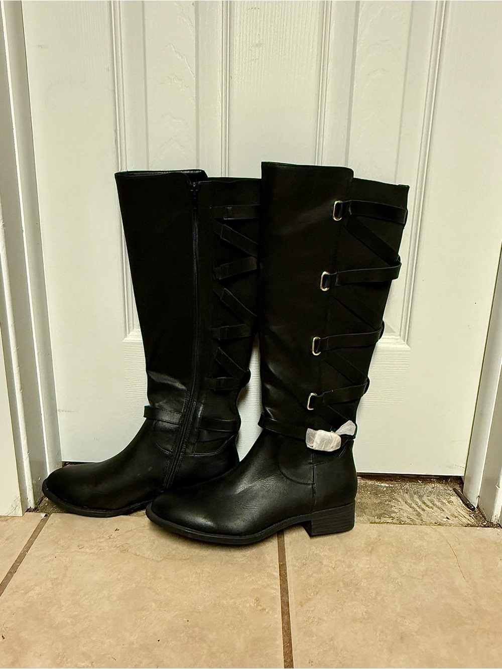 Women's Black Mid-Calf Buckle Detail Heeled Boots